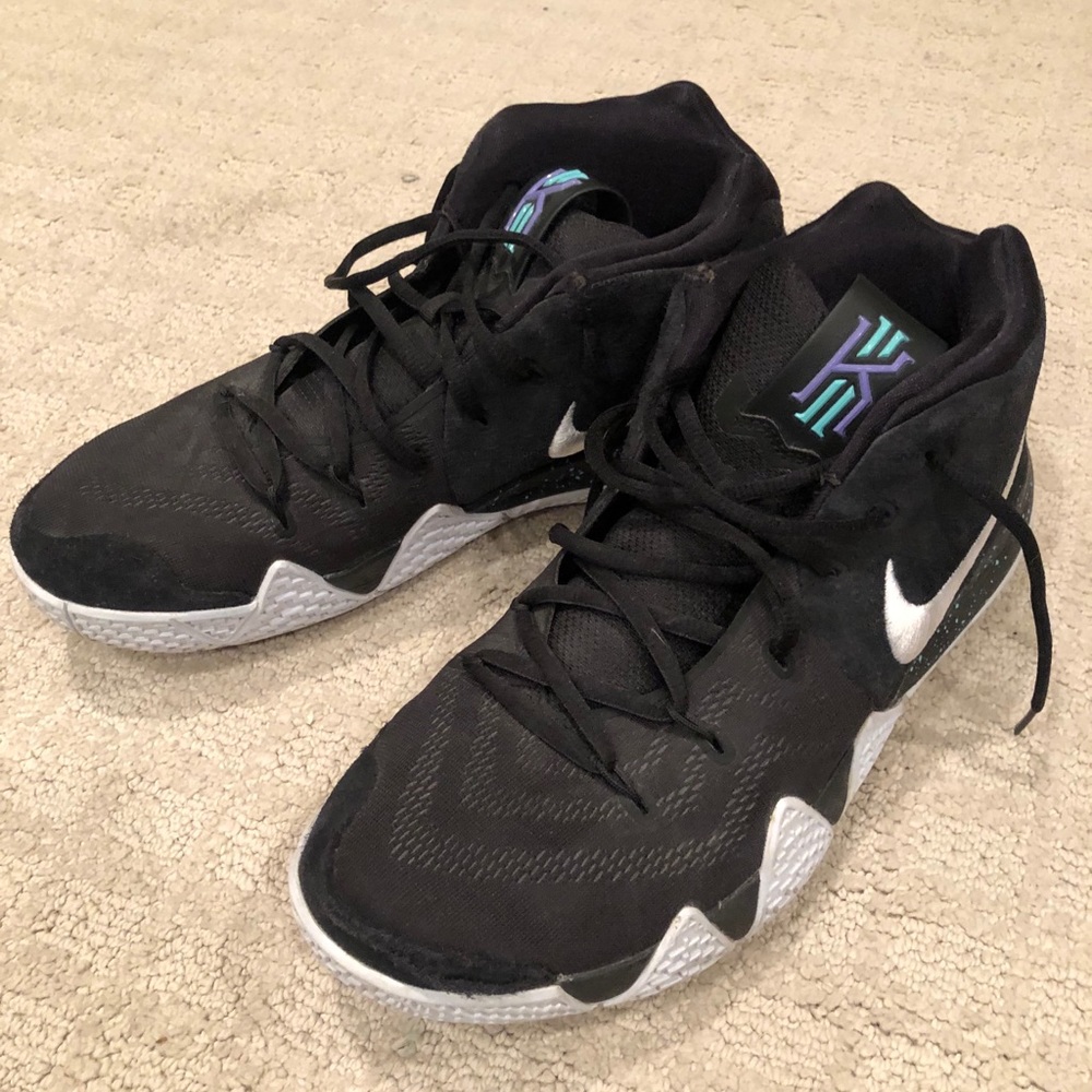 Kylie 4s